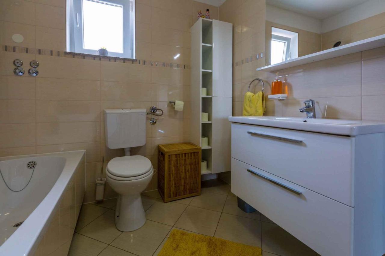 Holiday Home In Grizane 39285 Kültér fotó
