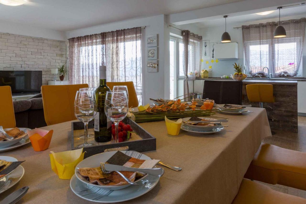 Holiday Home In Grizane 39285 Kültér fotó